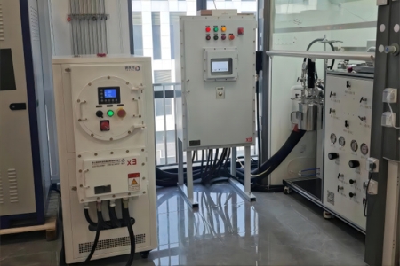 高低温控温设备是如何实现精准控温的？